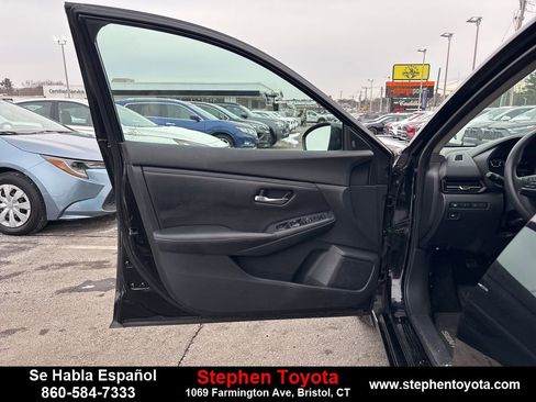 Used 2020 Nissan Sentra S image 11