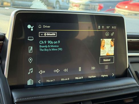 Certified 2023 Chevrolet Suburban High Country image 9