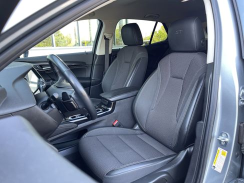 Used 2023 Buick Envision Preferred image 16