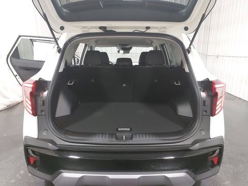 New 2026 Kia Seltos S image 12