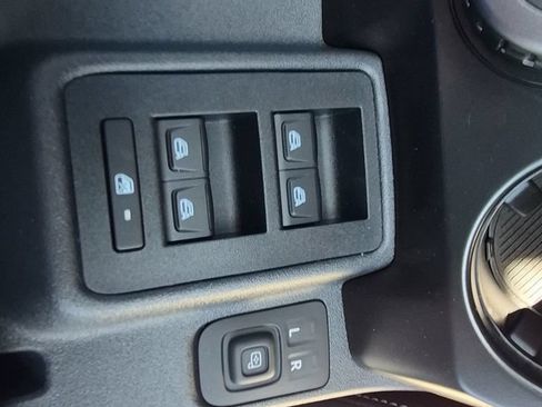 New 2026 Ford Bronco Outer Banks w/ Sasquatch Package AWD/4WD image 33