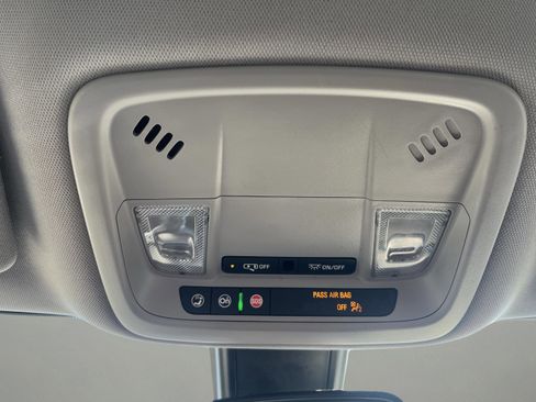 Used 2020 Chevrolet Malibu LT image 22