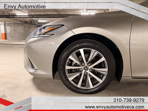 Used 2019 Lexus ES 350 w/ Accessory Package 2 image 11