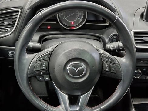 Used 2016 MAZDA MAZDA3 i Grand Touring image 18