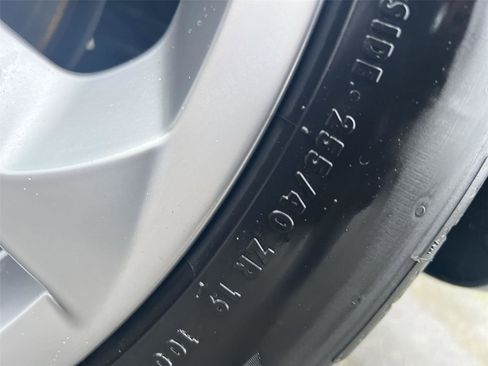 Used 2018 Audi Q3 2.0T Premium Plus w/ Premium Plus Package image 30