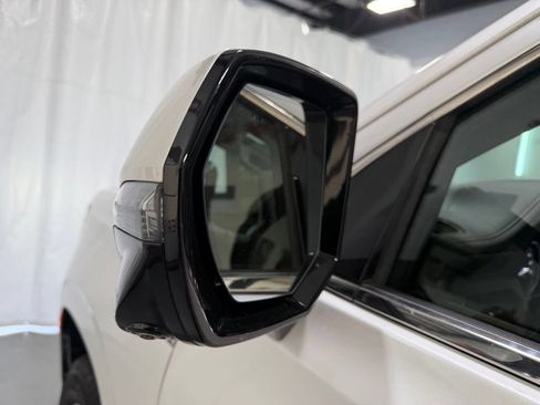 Used 2021 GMC Yukon SLT w/ SLT Luxury Plus Package AWD/4WD image 10
