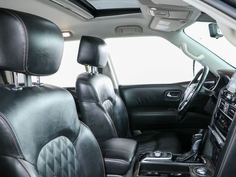 Used 2021 Nissan Armada Platinum RWD image 31
