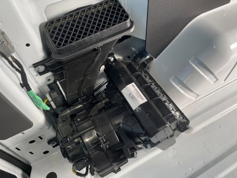 New 2026 Ford Transit 250 148 Medium Roof image 13