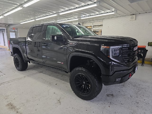 Used 2024 GMC Sierra 1500 AT4 w/ AT4 Premium Package AWD/4WD image 6
