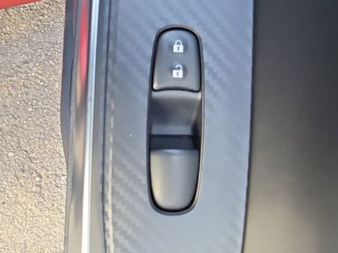 Used 2024 Nissan Sentra SR w/ SR Premium Package image 22