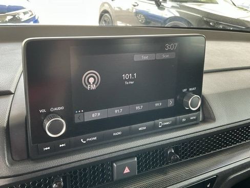 Used 2025 Honda CR-V Sport image 25