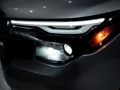Used 2026 Subaru Forester Premium AWD/4WD image 8
