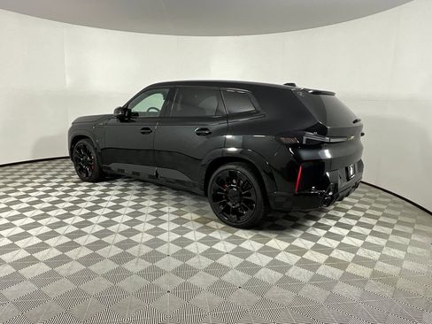 Used 2025 BMW XM image 3