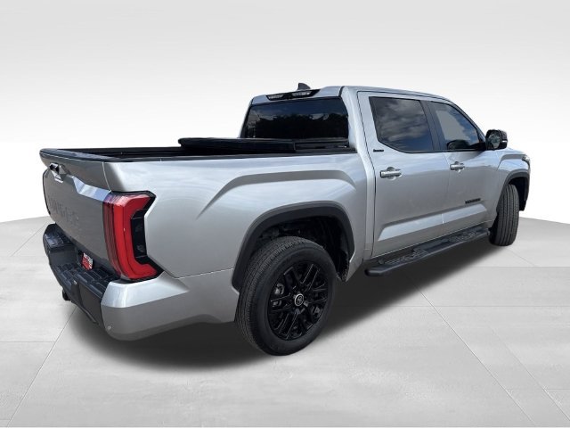 Used 2024 Toyota Tundra Limited AWD/4WD image 7