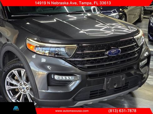 Used 2020 Ford Explorer XLT w/ Equipment Group 202A AWD/4WD image 3