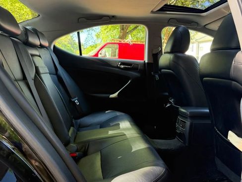 Used 2008 Lexus IS 350 image 18