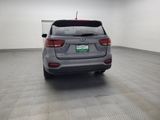 Used 2019 Kia Sorento L image 6