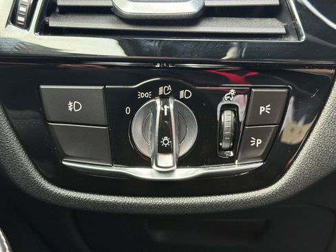 Used 2020 BMW 540i w/ M Sport Package image 37