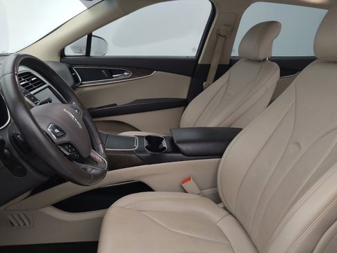 Used 2017 Lincoln MKX Reserve w/ Lincoln MKX Climate Package image 17