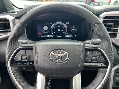 Used 2025 Toyota Tundra Platinum AWD/4WD image 16