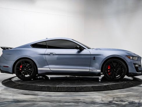 Used 2022 Ford Mustang Shelby GT500 w/ Technology Package image 14