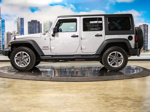 Used 2014 Jeep Wrangler Unlimited Sport w/ Quick Order Package 23S AWD/4WD image 5