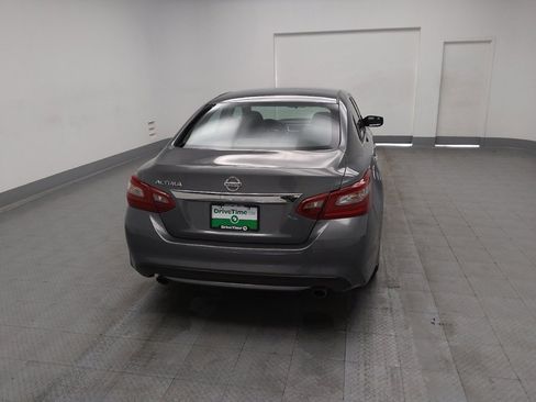 Used 2018 Nissan Altima 2.5 S w/ S Convenience Package image 7