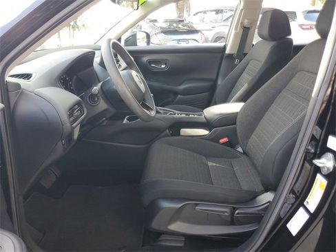 Used 2023 Honda HR-V LX image 16