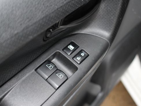 Used 2018 Nissan NV200 SV image 12