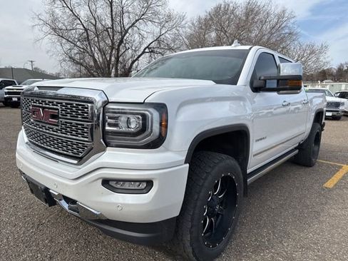 Used 2017 GMC Sierra 1500 Denali w/ Denali Ultimate Package image 7