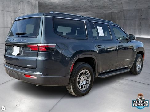 Used 2022 Jeep Wagoneer Series I image 7