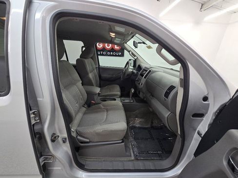 Used 2012 Nissan Frontier SV RWD image 19
