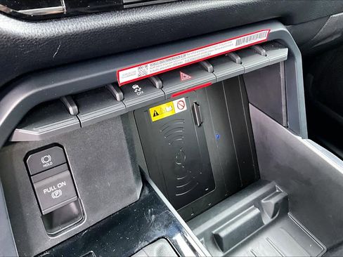 Used 2025 Toyota Tundra SR image 53