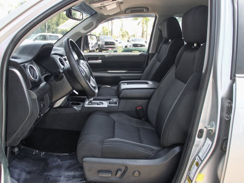 Used 2017 Toyota Tundra SR5 image 16