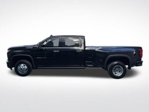 Used 2022 Chevrolet Silverado 3500 High Country w/ Safety Package II AWD/4WD image 12