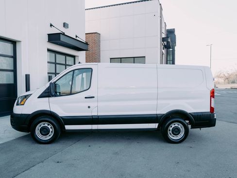 Used 2020 Ford Transit 150 Base image 5
