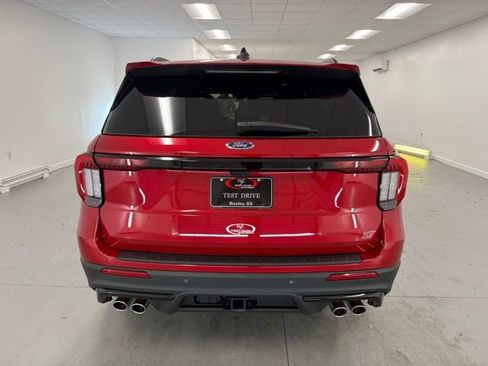 New 2026 Ford Explorer ST image 7