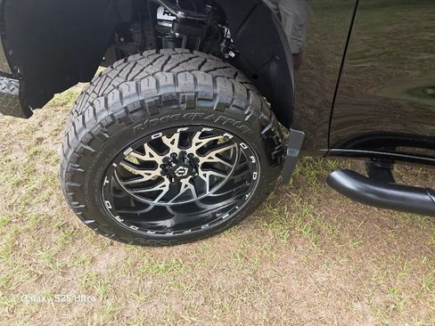 Used 2022 Chevrolet Silverado 1500 RST RWD image 10