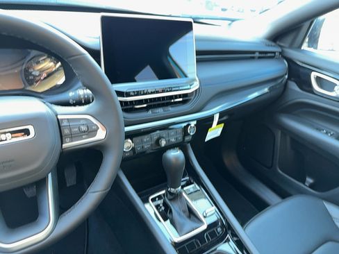 New 2026 Jeep Compass Limited AWD/4WD image 10