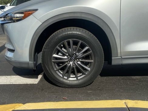 Used 2019 MAZDA CX-5 Touring image 10