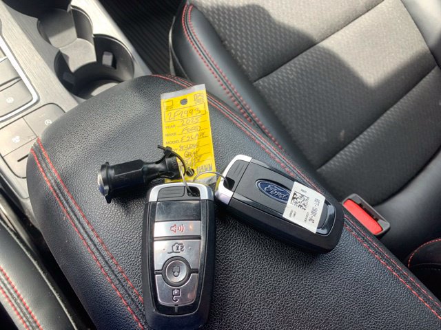 Used 2025 Ford Escape ST-Line AWD/4WD image 40