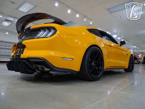 Used 2019 Ford Mustang GT Premium w/ Black Accent Package image 16