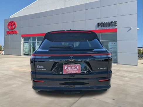 New 2026 Toyota Crown Signia image 5