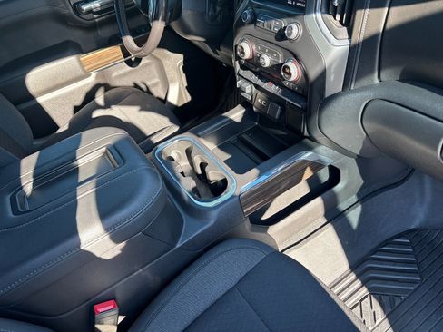 Used 2021 Chevrolet Silverado 1500 LT Trail Boss w/ Bed Protection Package image 16