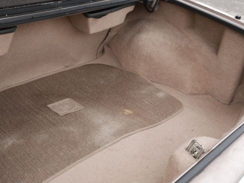 Used 1988 Cadillac Eldorado Coupe image 92