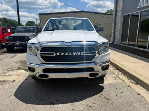 Used 2023 RAM 1500 Big Horn AWD/4WD image 3