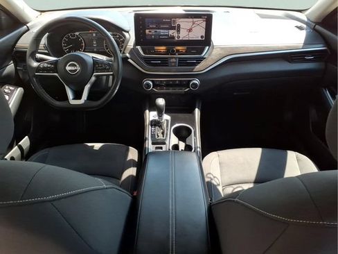 Used 2023 Nissan Altima 2.5 SV w/ SV Premium Package FWD image 21