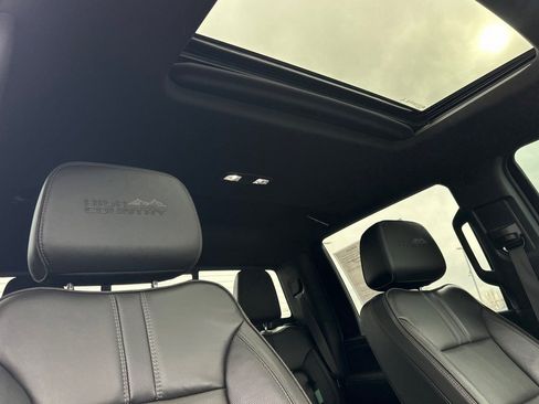 Used 2023 Chevrolet Silverado 2500 High Country image 16