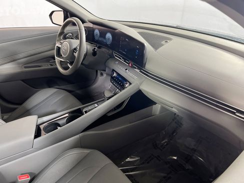 Used 2023 Hyundai Elantra SEL w/ Convenience Package FWD image 28
