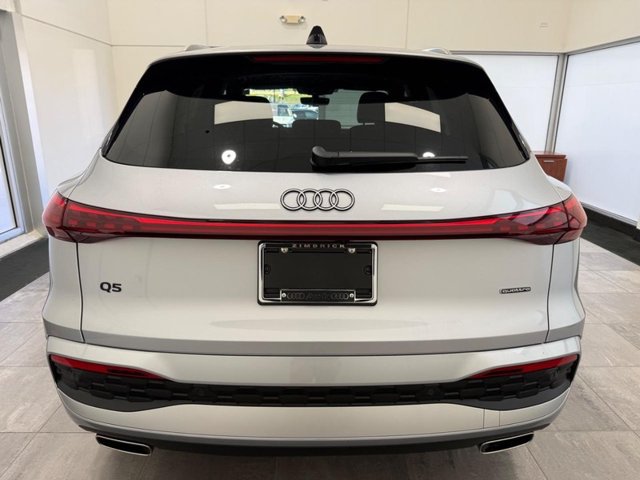 Certified 2026 Audi Q5 Premium AWD/4WD image 2